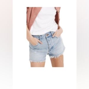 Madewell relaxed denim shorts, light blue, size 32